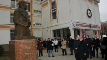 Власти Москвы: будущее единственной татарской школы в столице решат родители и педагоги